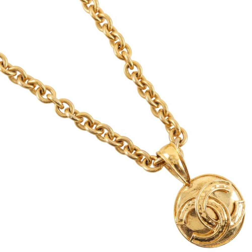 Chanel Vintage Cc Round Pendant Long Metal Gold Gold_Plated Necklace Jewelry